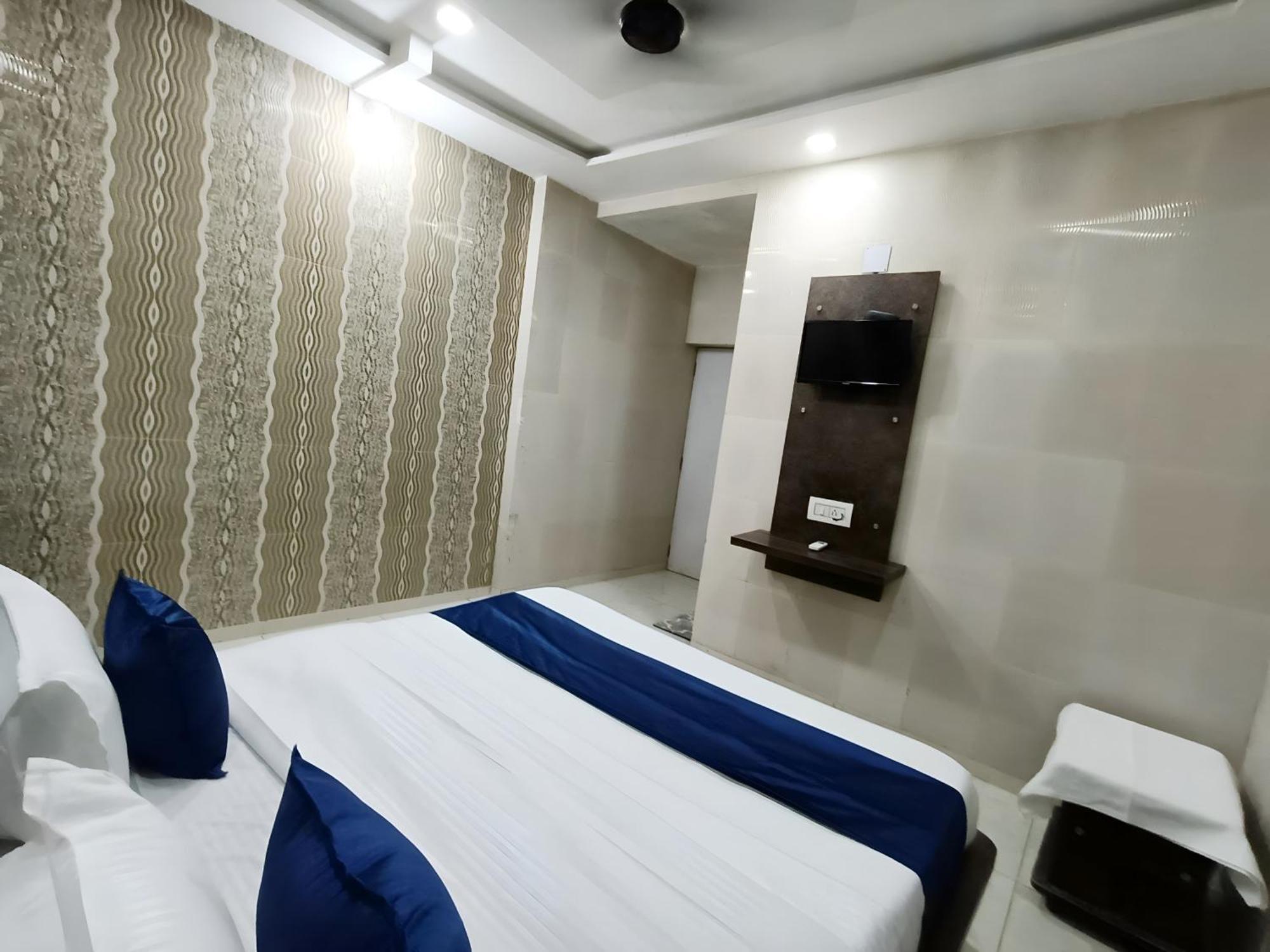 Hotel Shree Nath - 200 Meters From Dwarkadhish Temple المظهر الخارجي الصورة