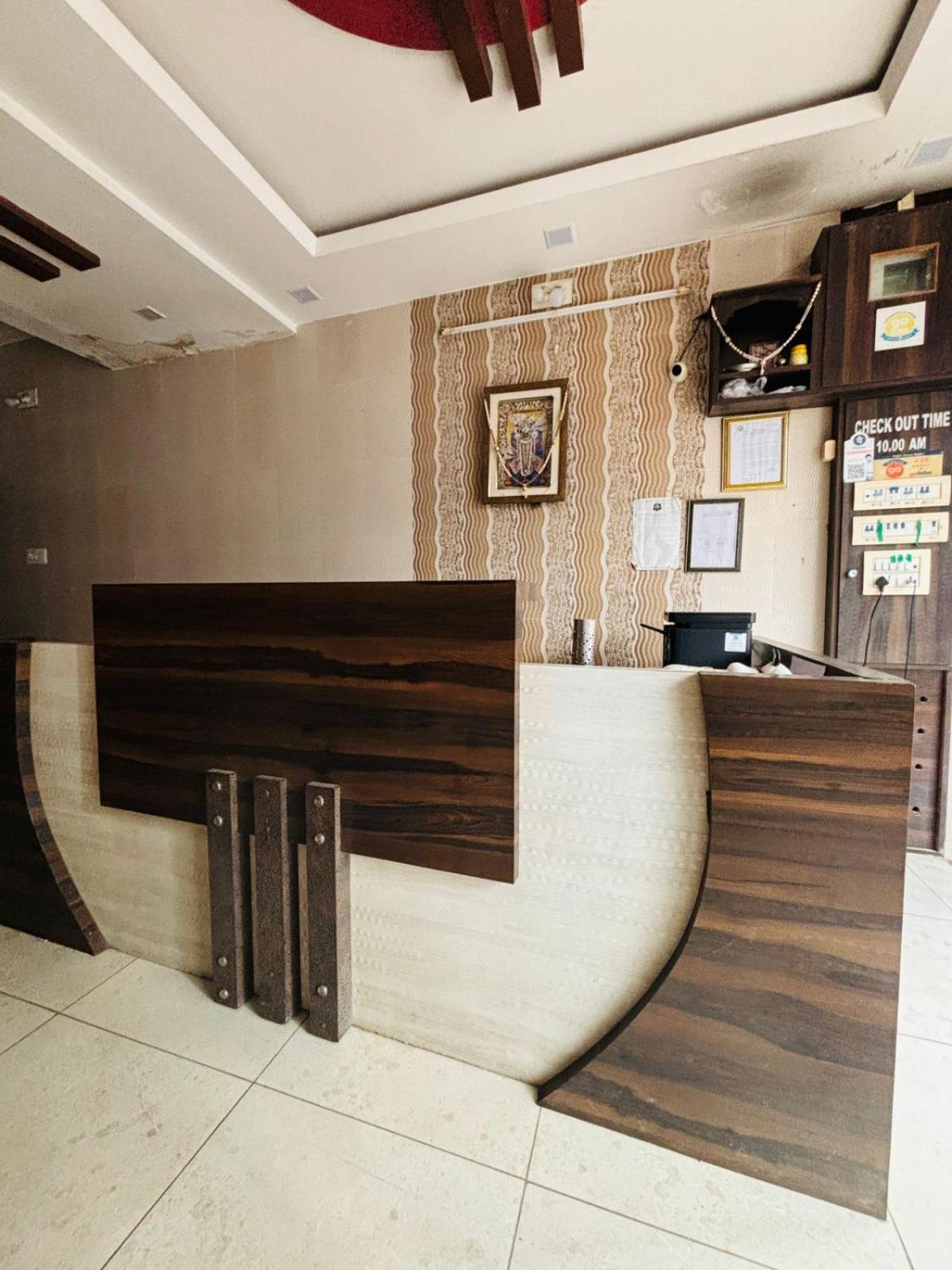 Hotel Shree Nath - 200 Meters From Dwarkadhish Temple المظهر الخارجي الصورة