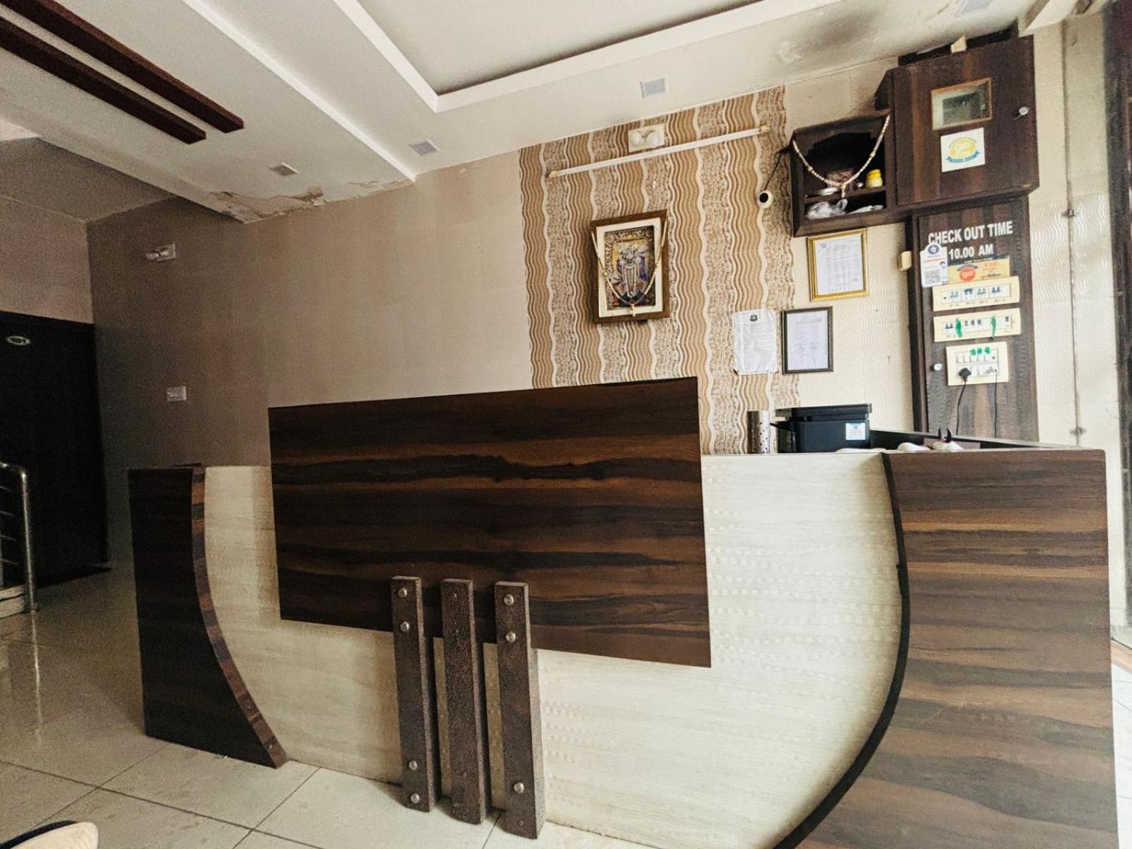 Hotel Shree Nath - 200 Meters From Dwarkadhish Temple المظهر الخارجي الصورة